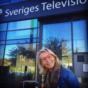 Ylva M Andersson utanför Sverige Television.