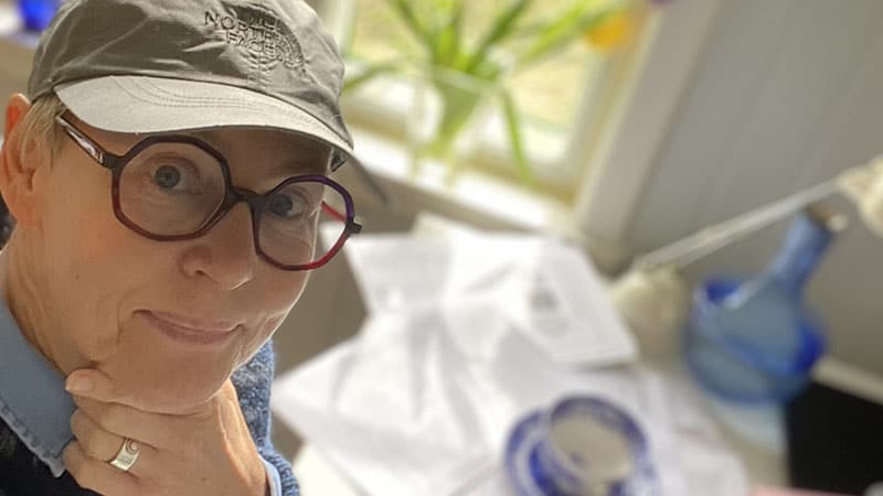 Tänkarkepsen är på